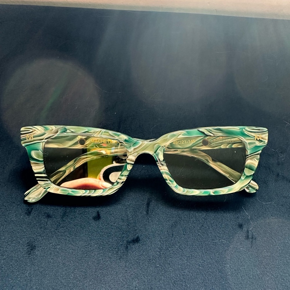 MACHETE Ruby Sunglasses